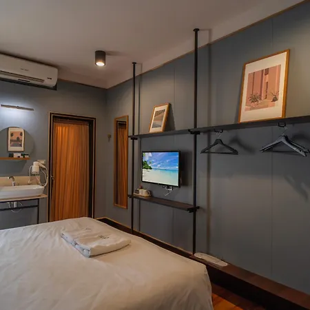Josh Hotel-3